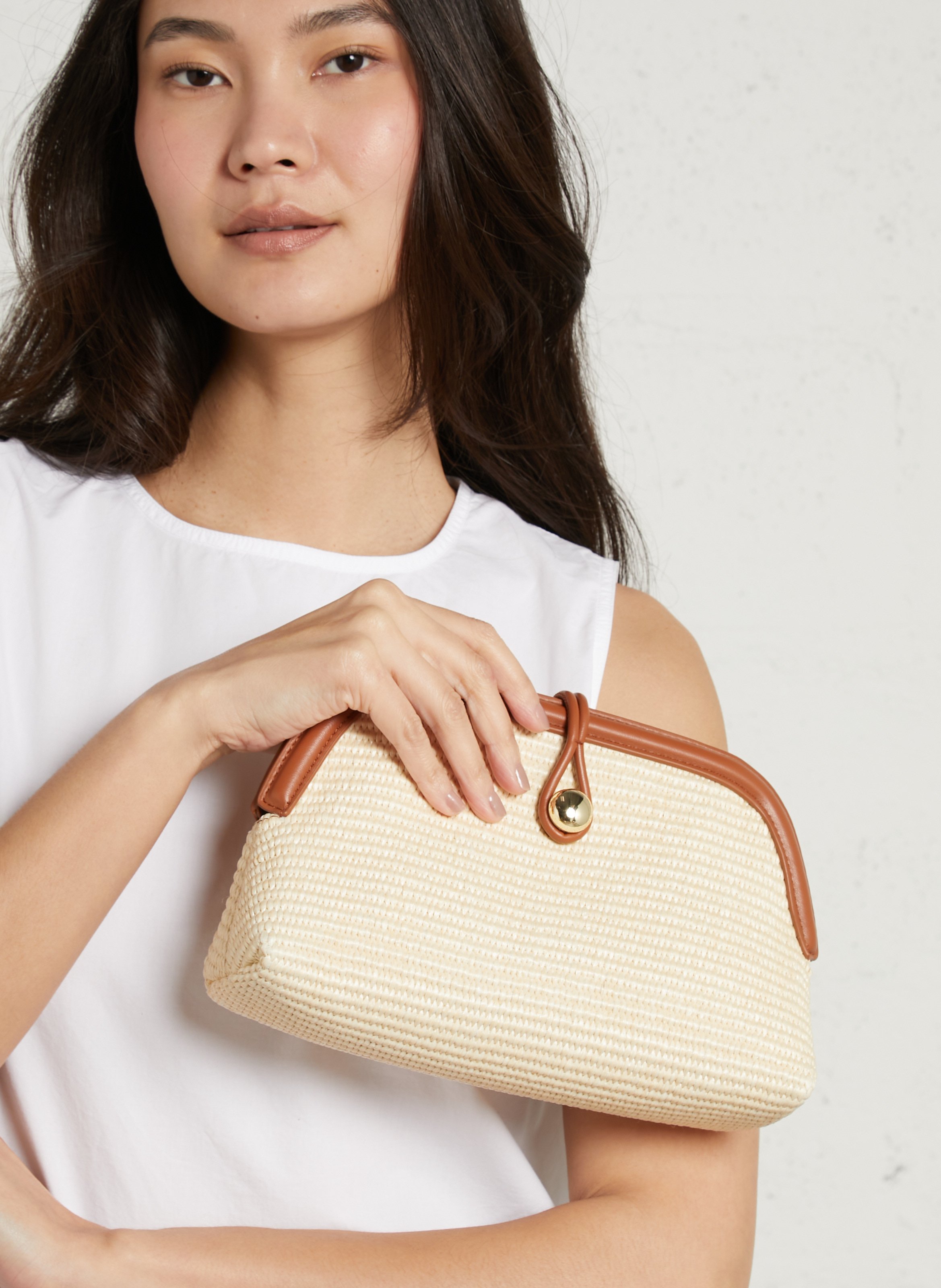 Braided clutch bag PETITE MENDIGOTE Beige