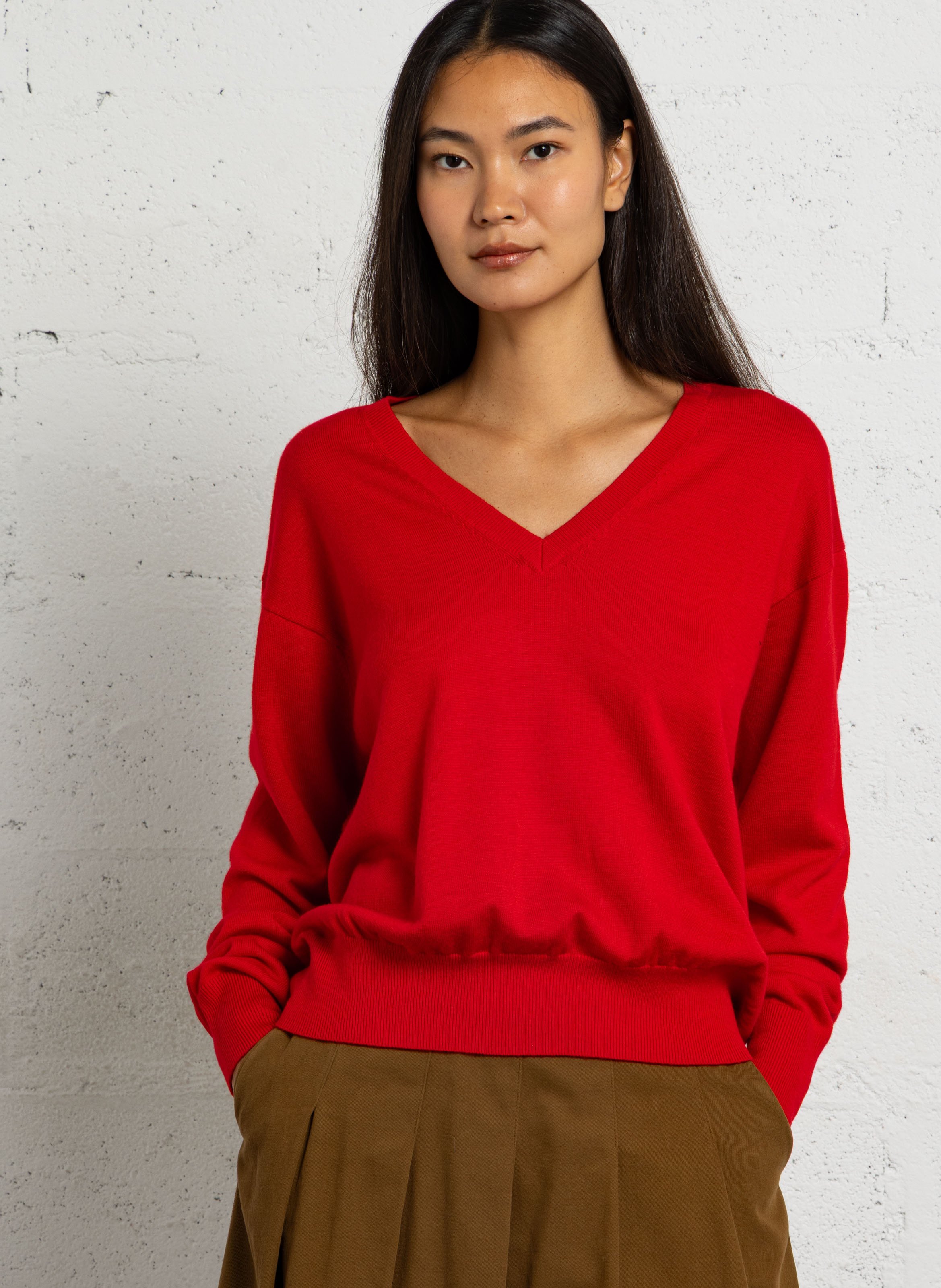 Pull à col v en laine LAURENCE BRAS Rouge