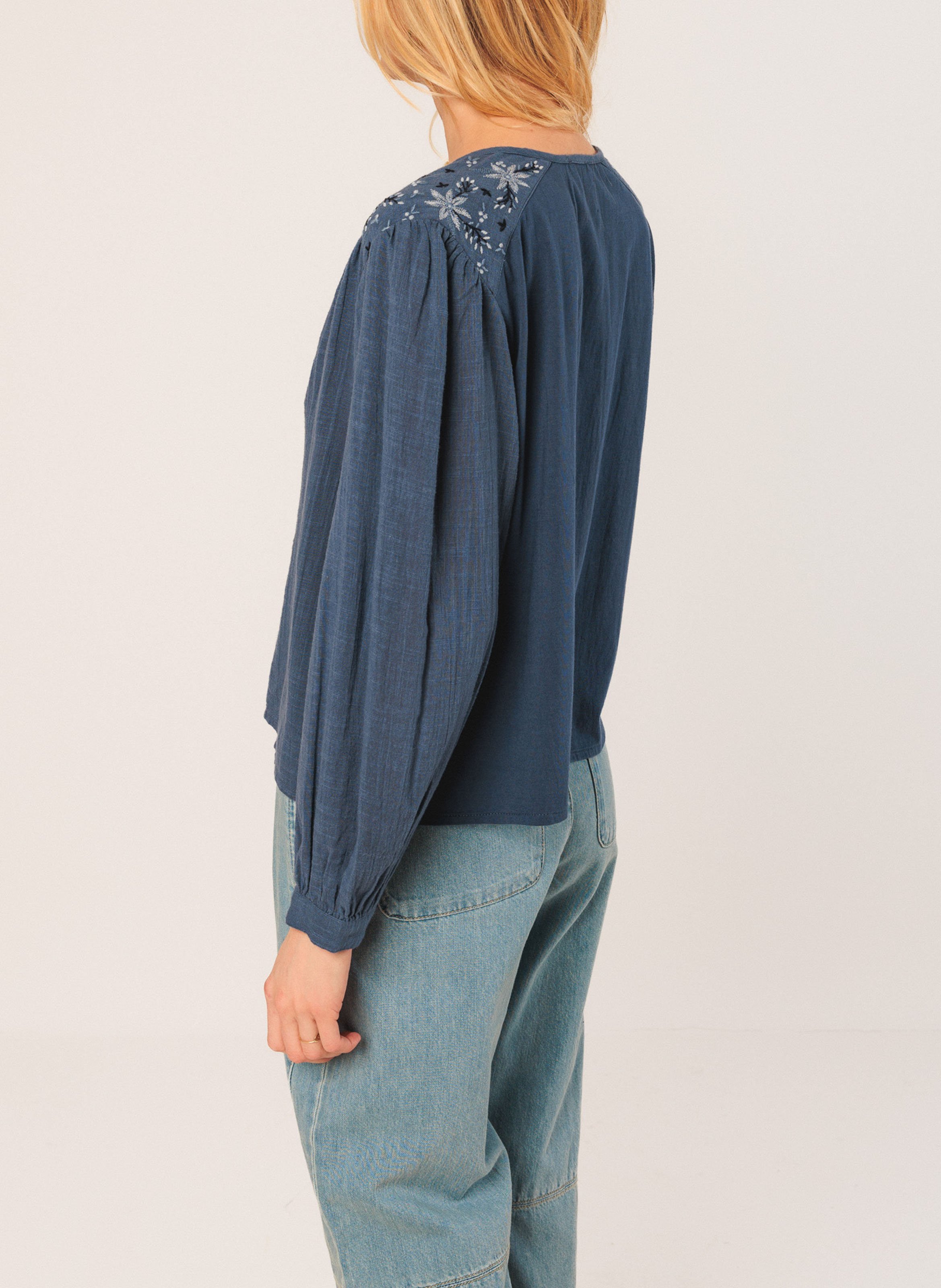 Chemise col rond en coton INDI & COLD Blue