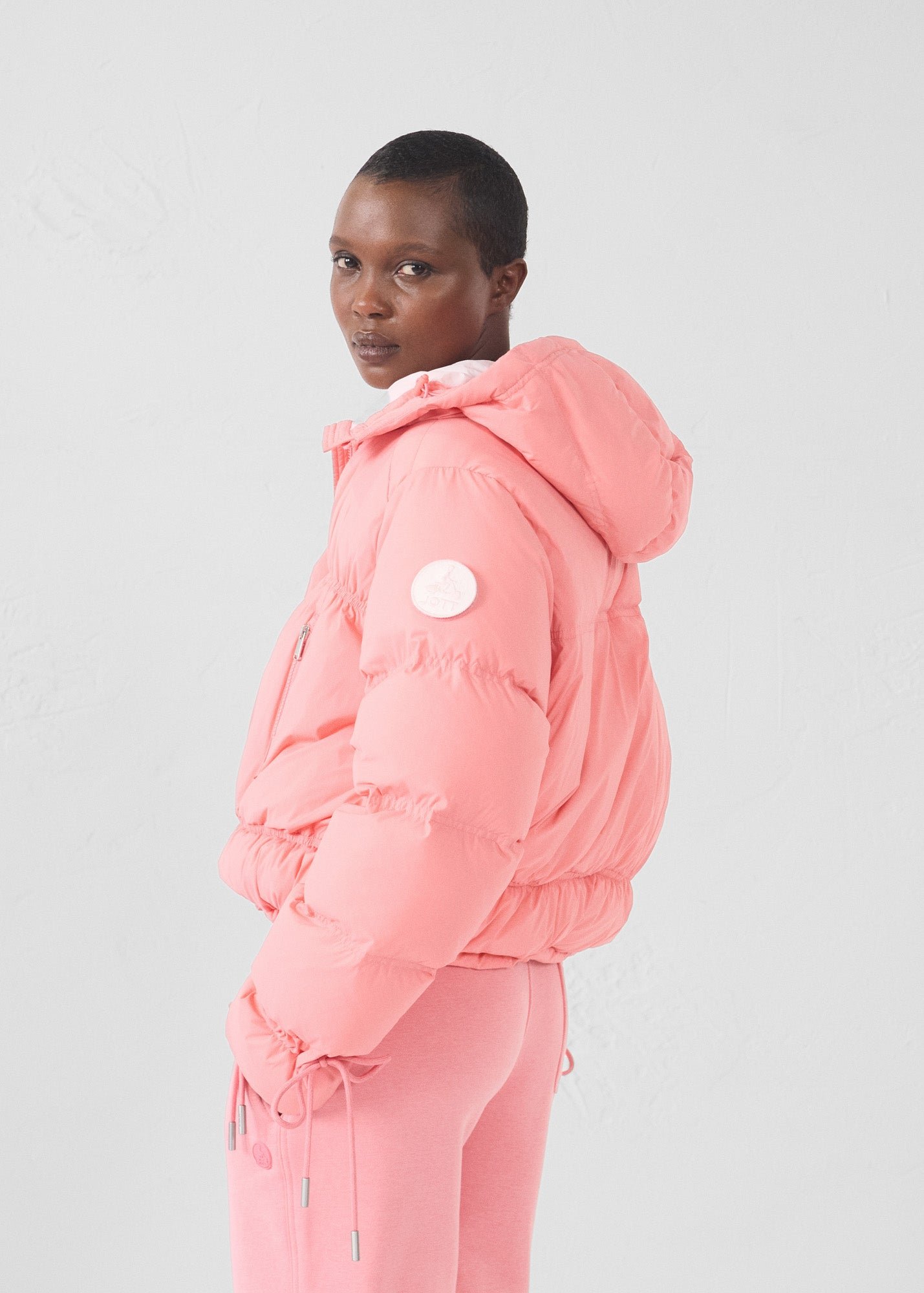 Puffer jacket for extreme cold weather - Nami JOTT Pink