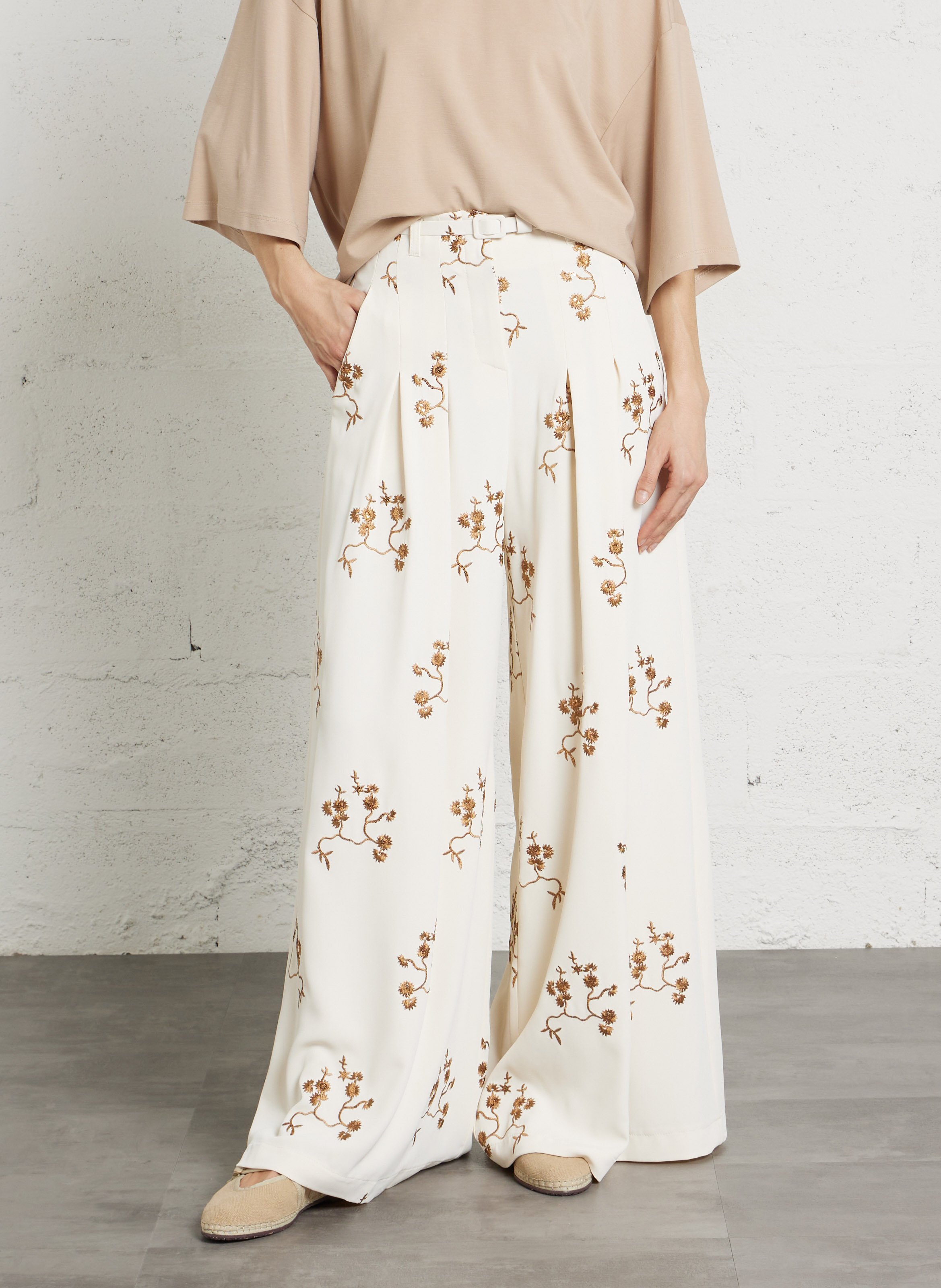 Weite, bestickte Hose IMPERIAL Beige