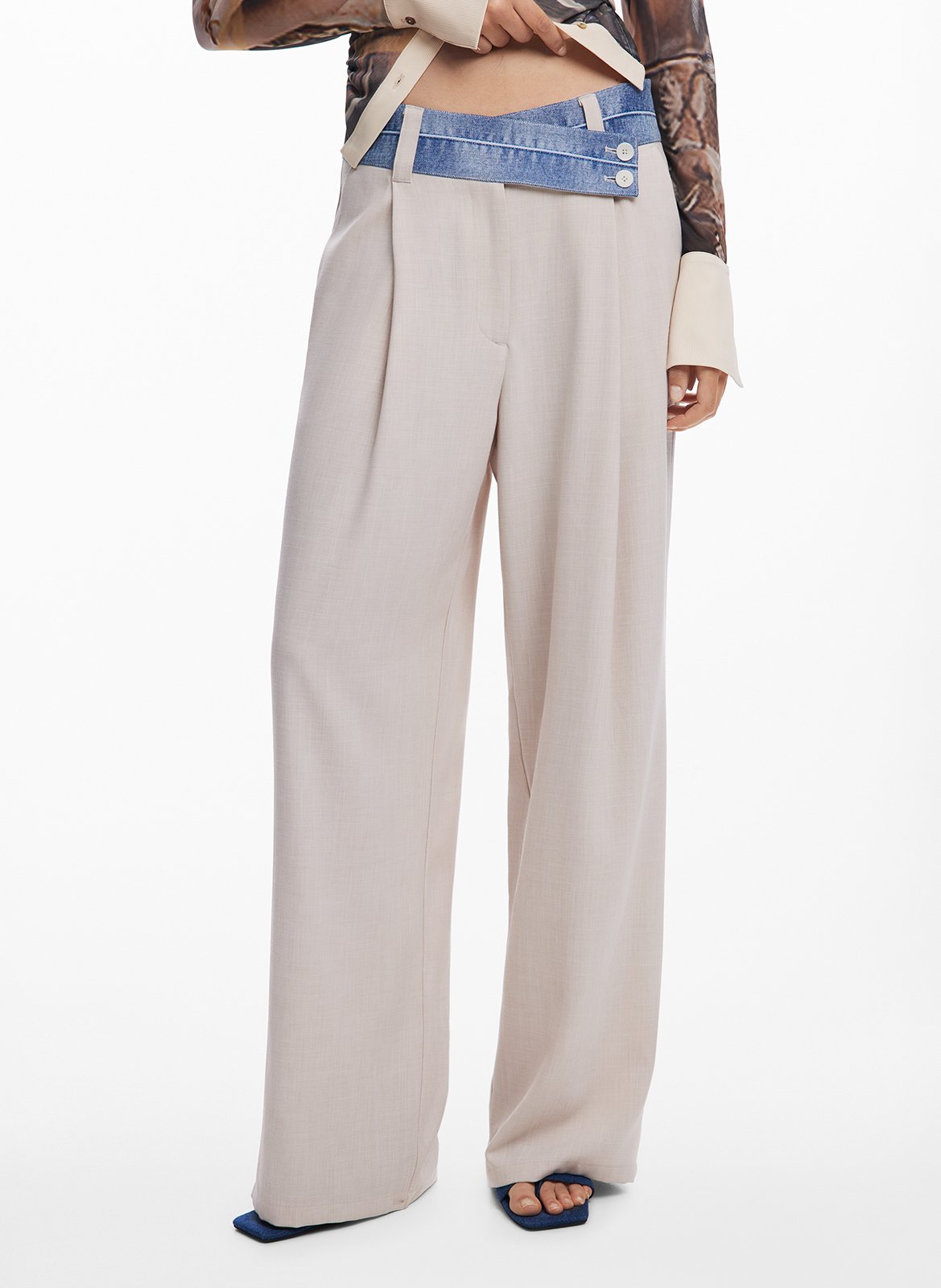 Pantaloni diritti con pinces dettagli in denim DESIGUAL Bianco