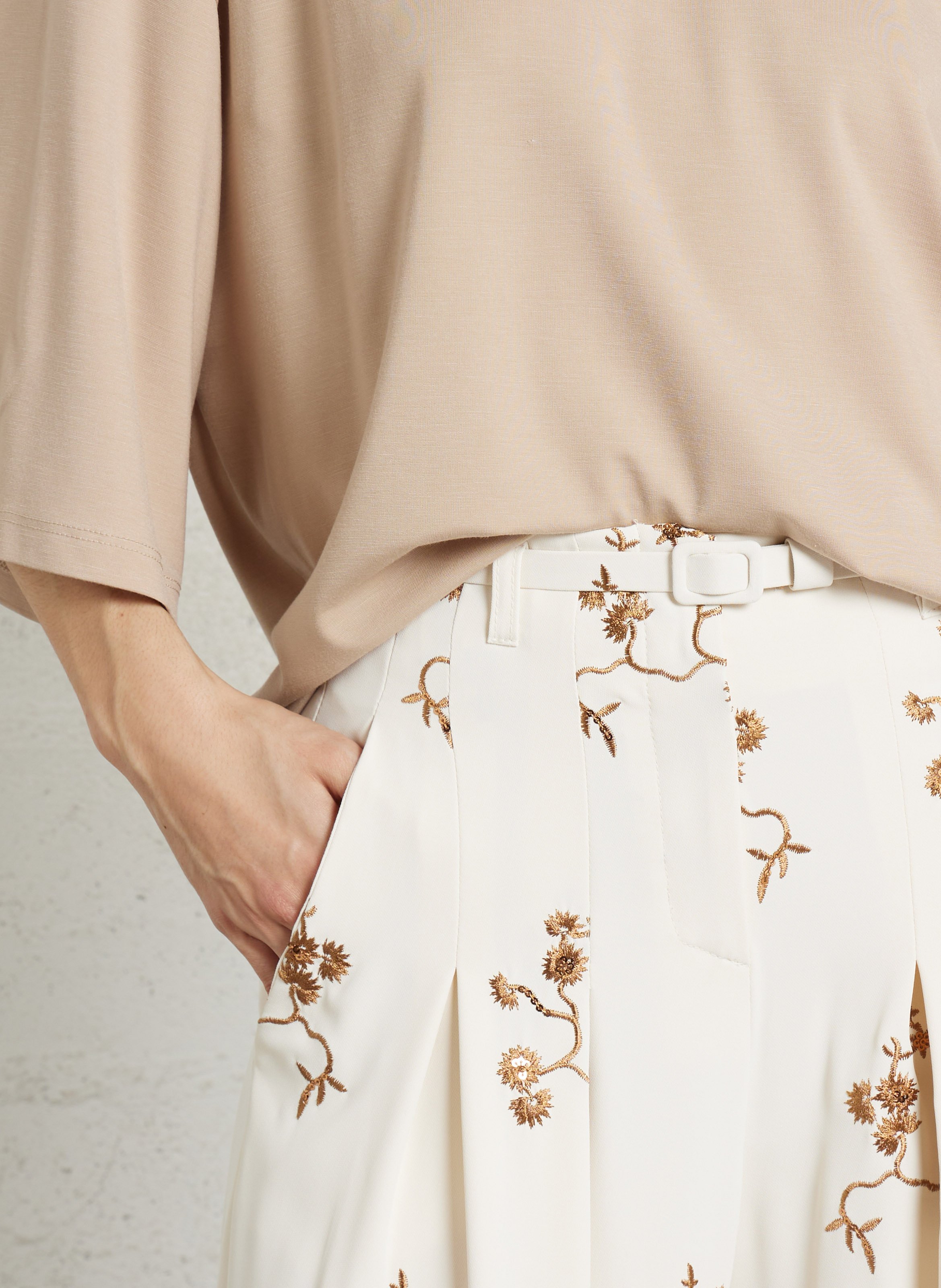 Weite, bestickte Hose IMPERIAL Beige