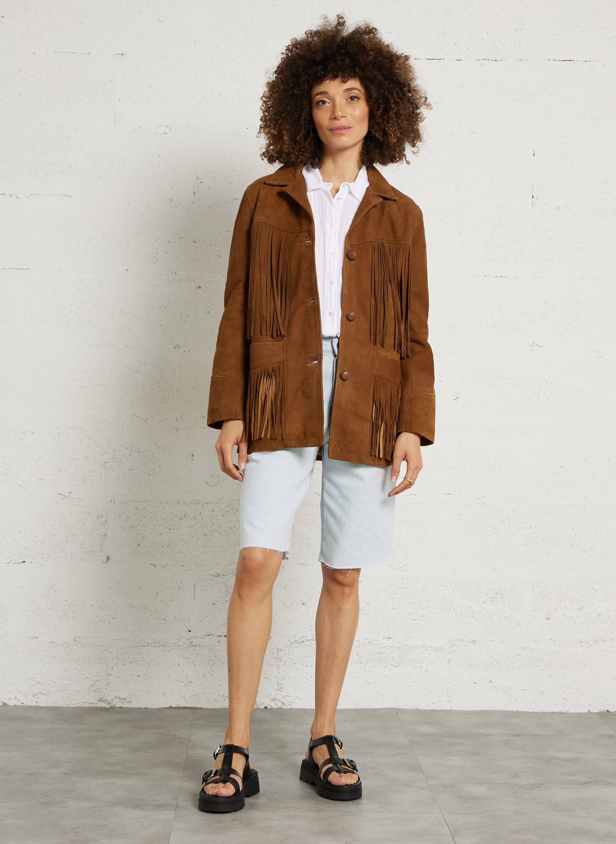 Gerade Wildlederjacke mit Fransen. SCHOTT Rot