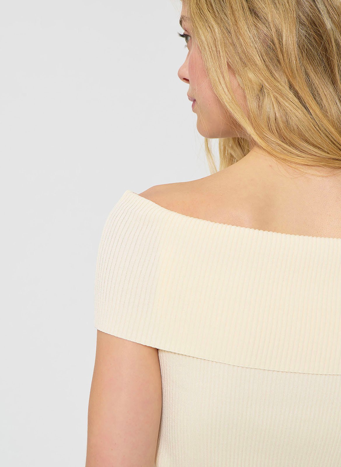 Top met ribbeltextuur TARA JARMON Beige