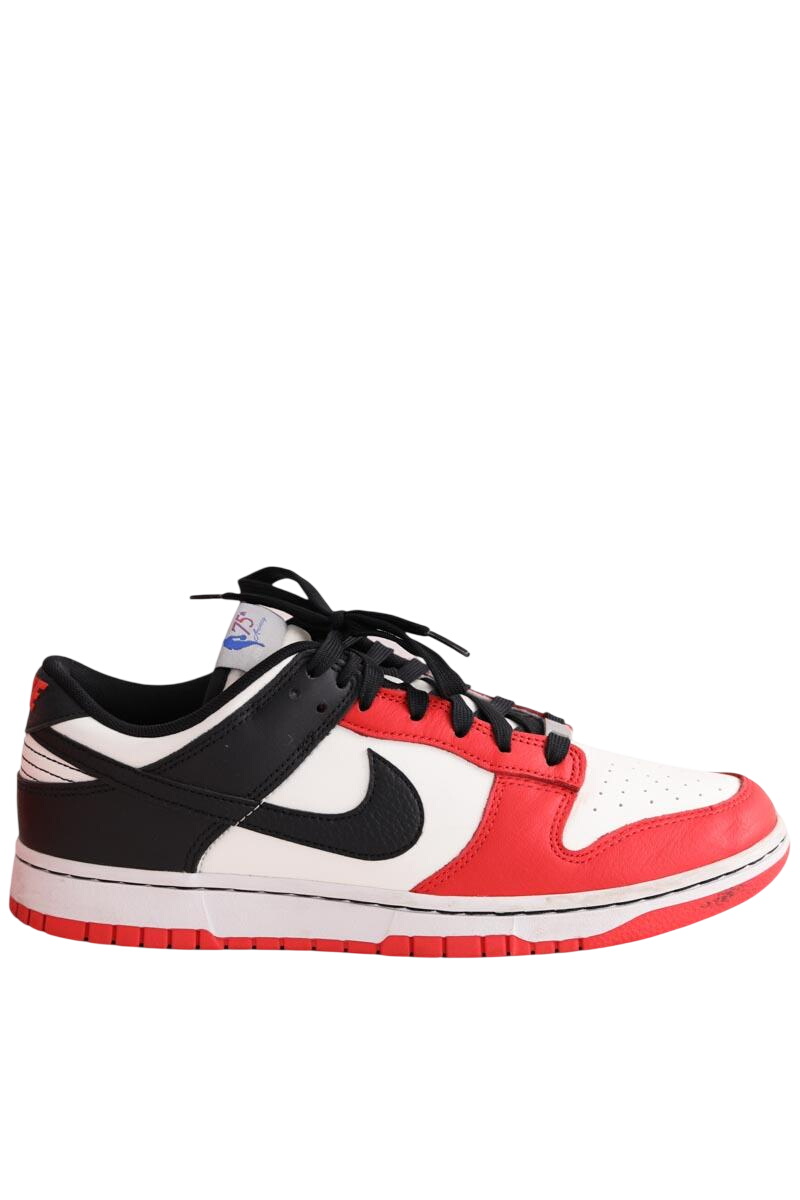 Low-top sneakers NIKE - Seconde Main Multicolored