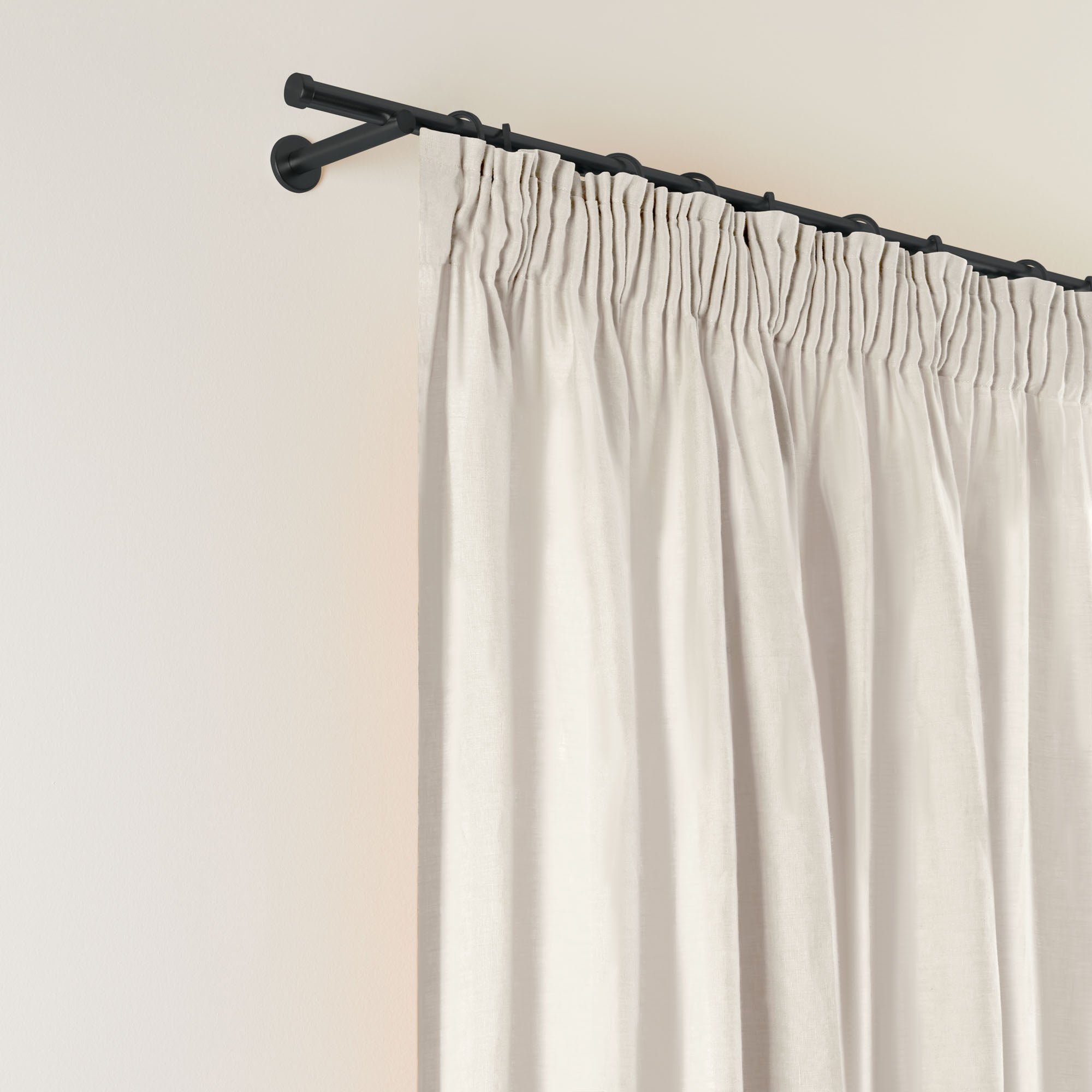 Madura - Carlina Linen Blackout Curtain in Slightly Crumpled Washed Linen 100% Blackout Beige 145x280 cm MADURA Beige