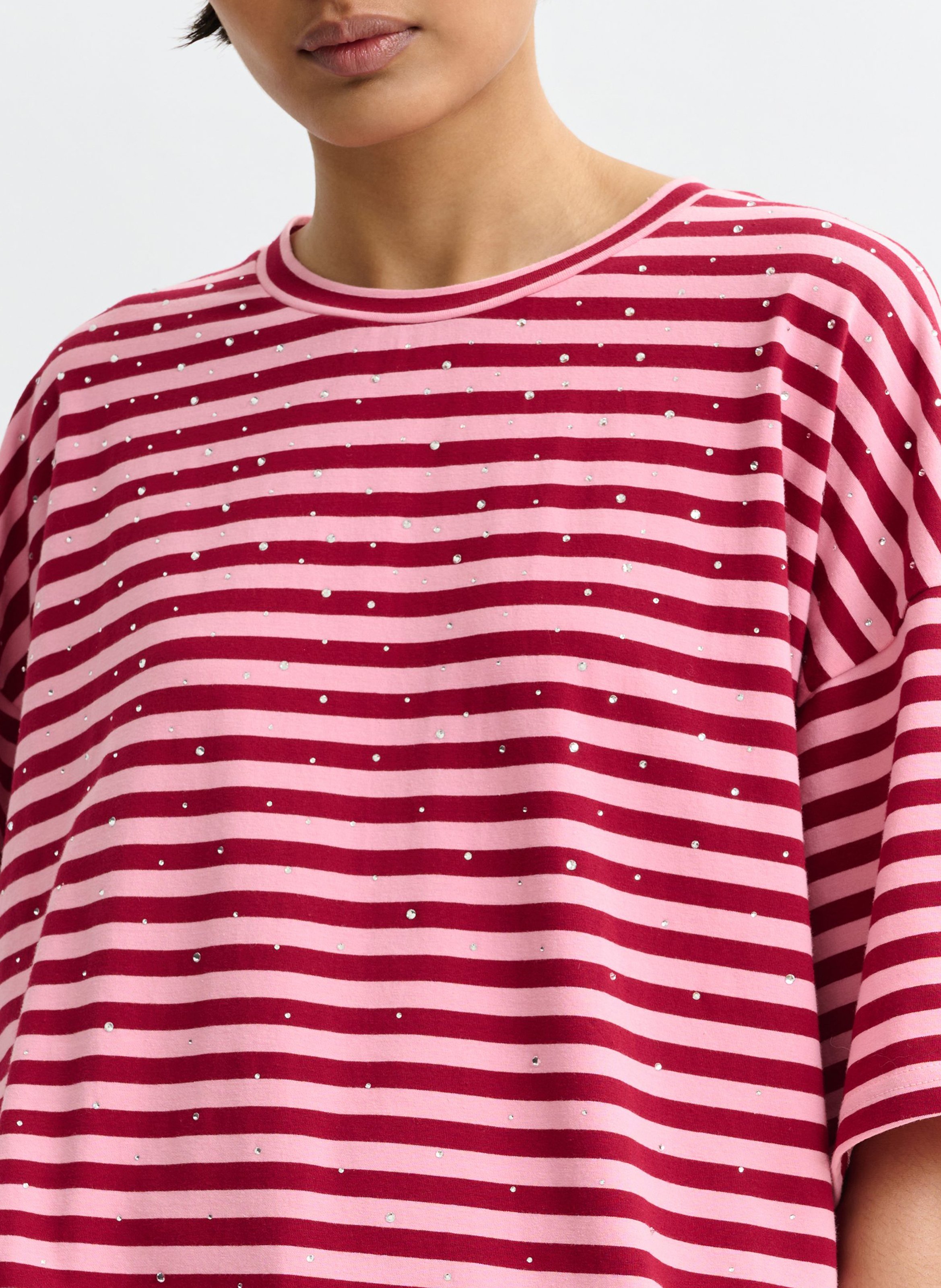 Tee-shirt oversize rayé à strass ESSENTIEL ANTWERP Rouge