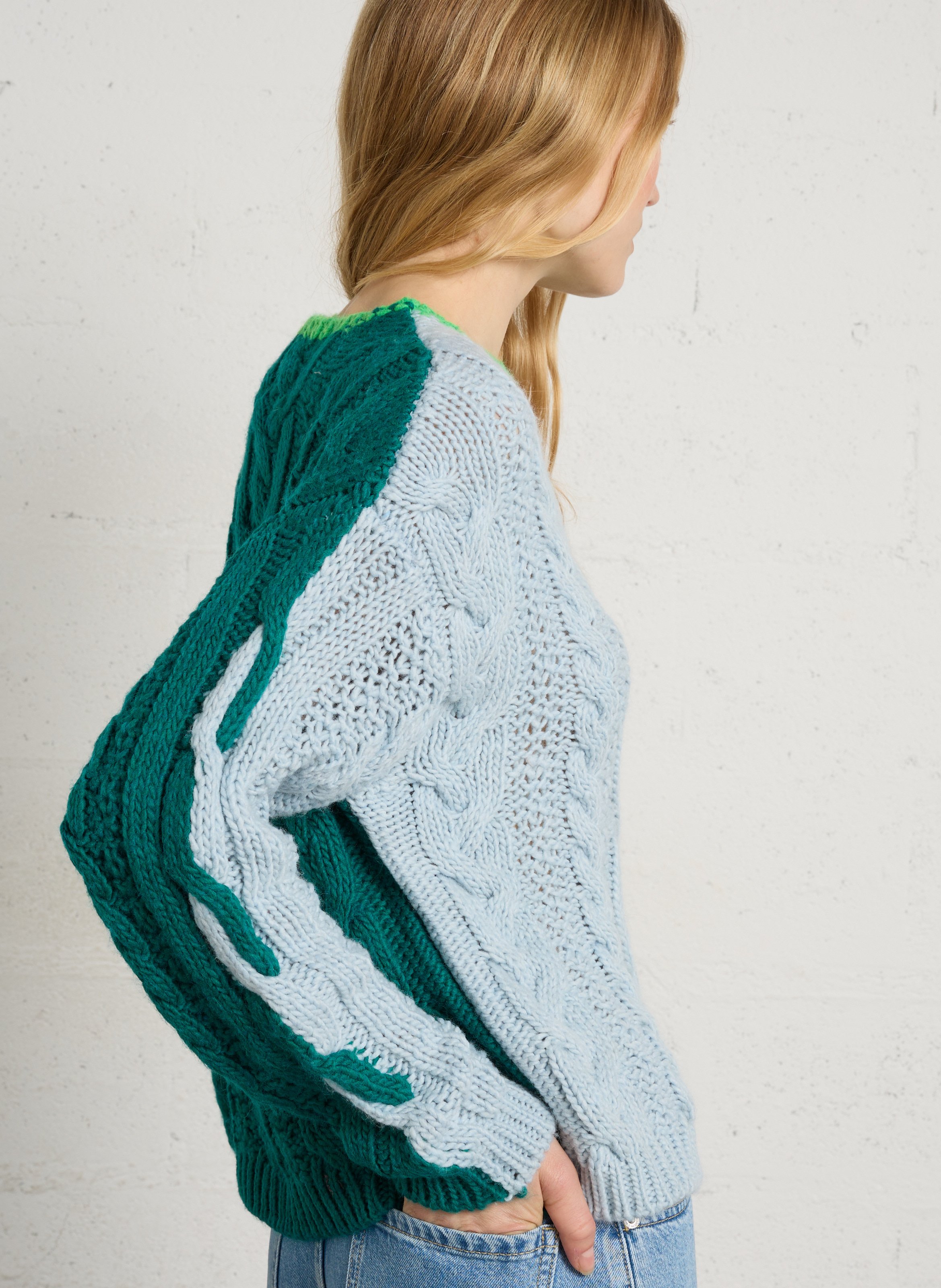 Gerade geschnittene zweifarbige Strickhose DR BLOOM Blau