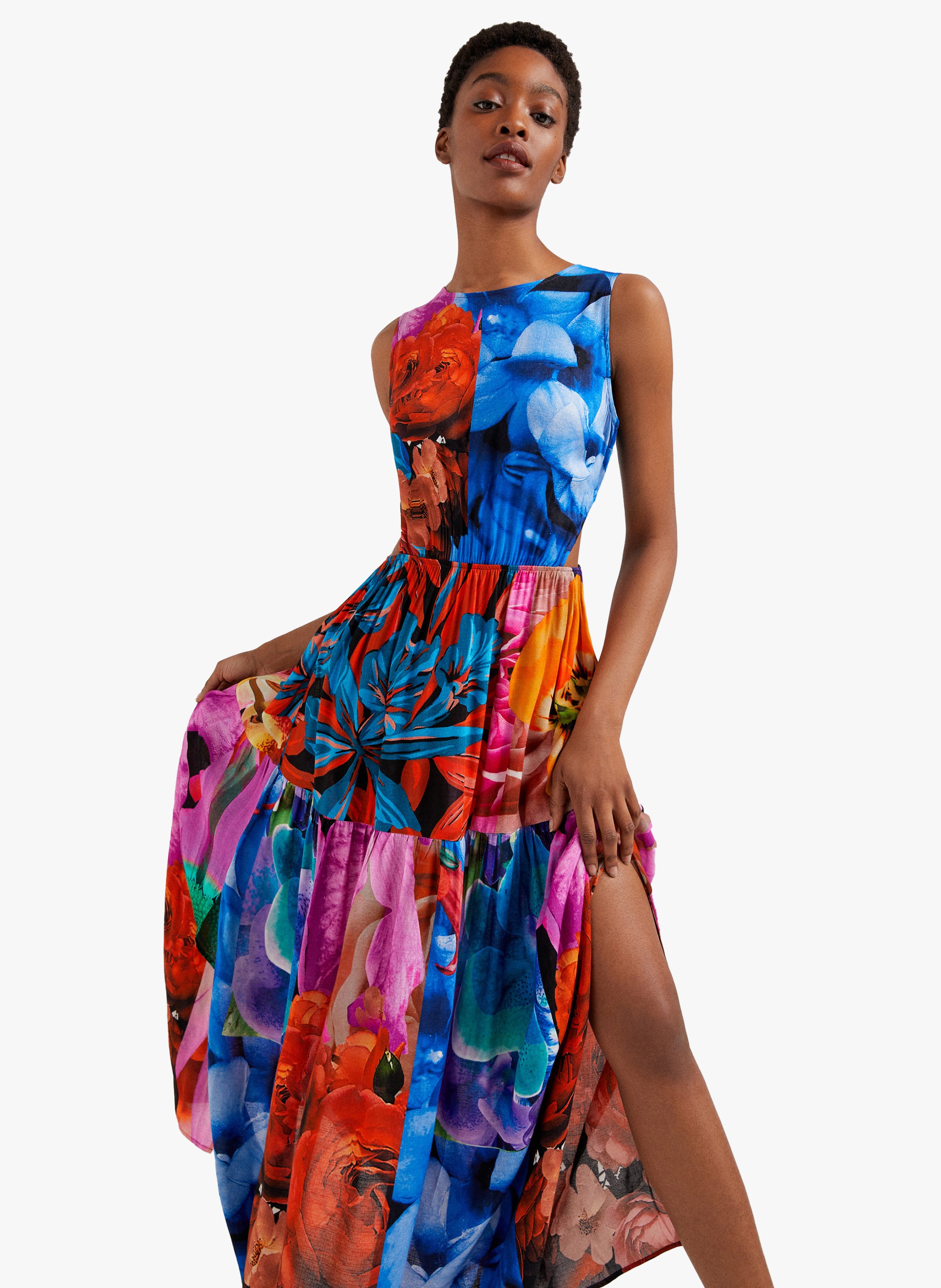 Abito Lungo Scollo Tondo Con Stampa Floreale Noir Desigual - Donna | Place  des Tendances