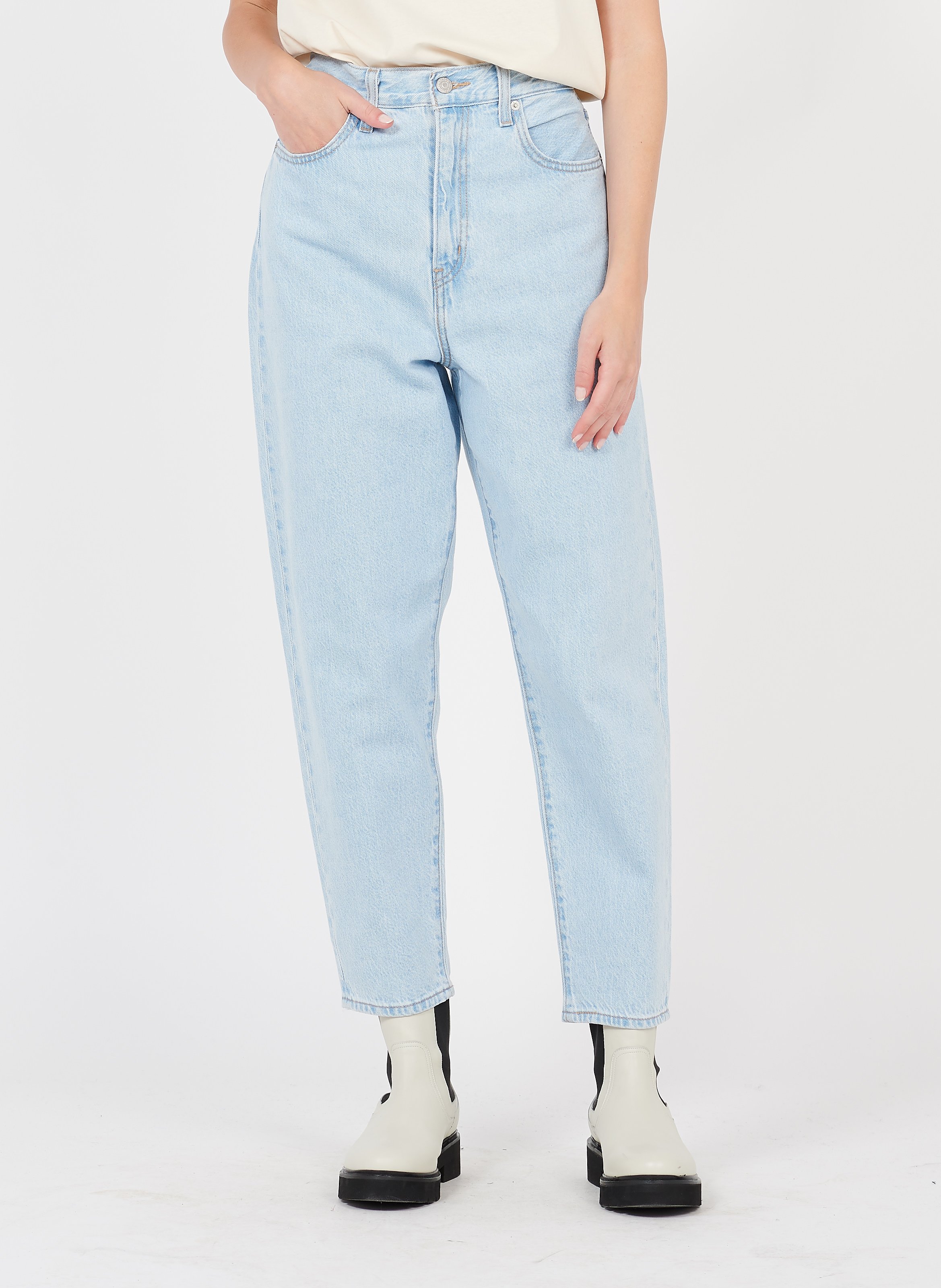 levis jeans boyfriend