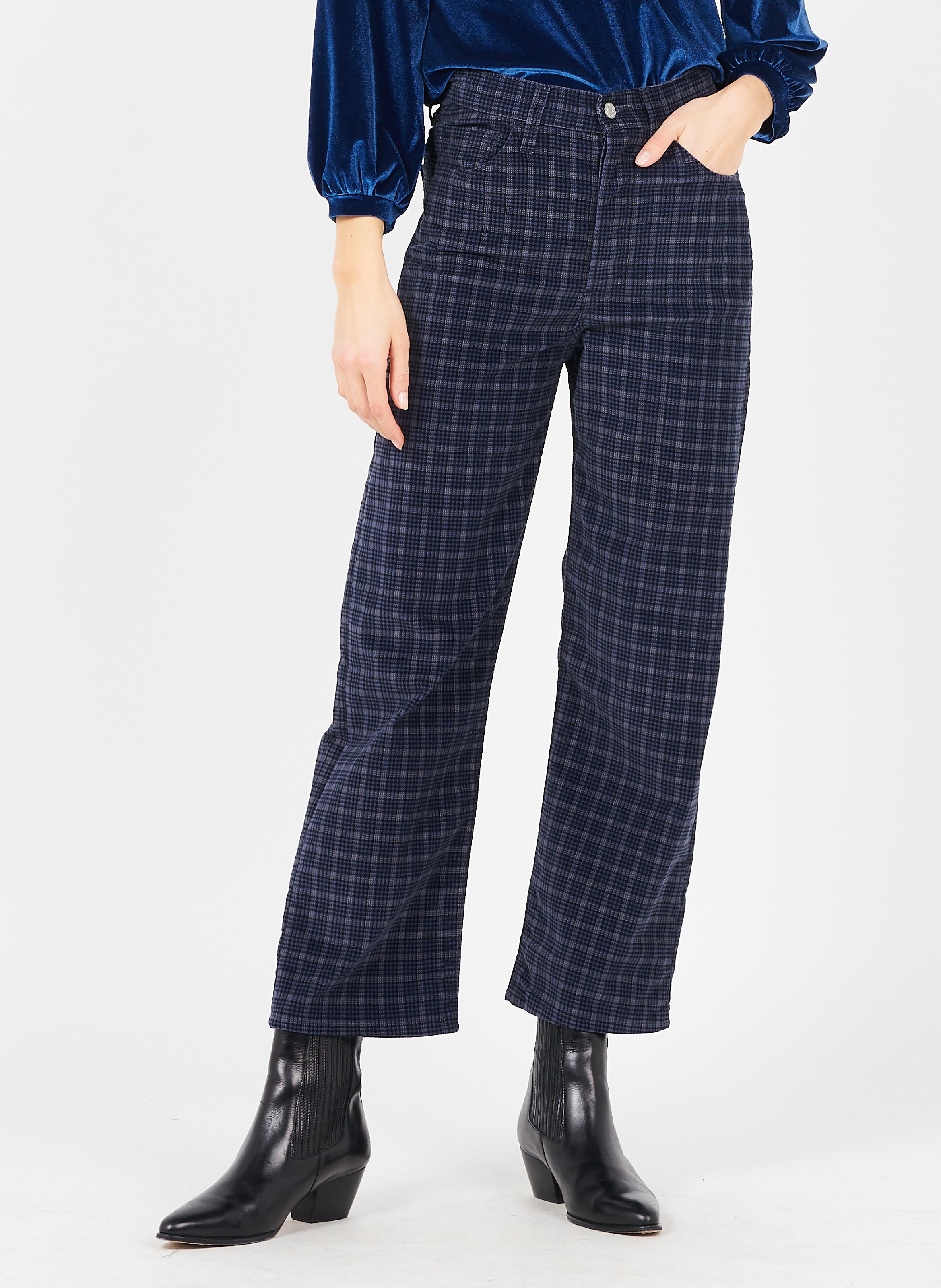 Pantaloni Dritti Ribcage In Velluto Noir Levi's - Donna | Place des  Tendances