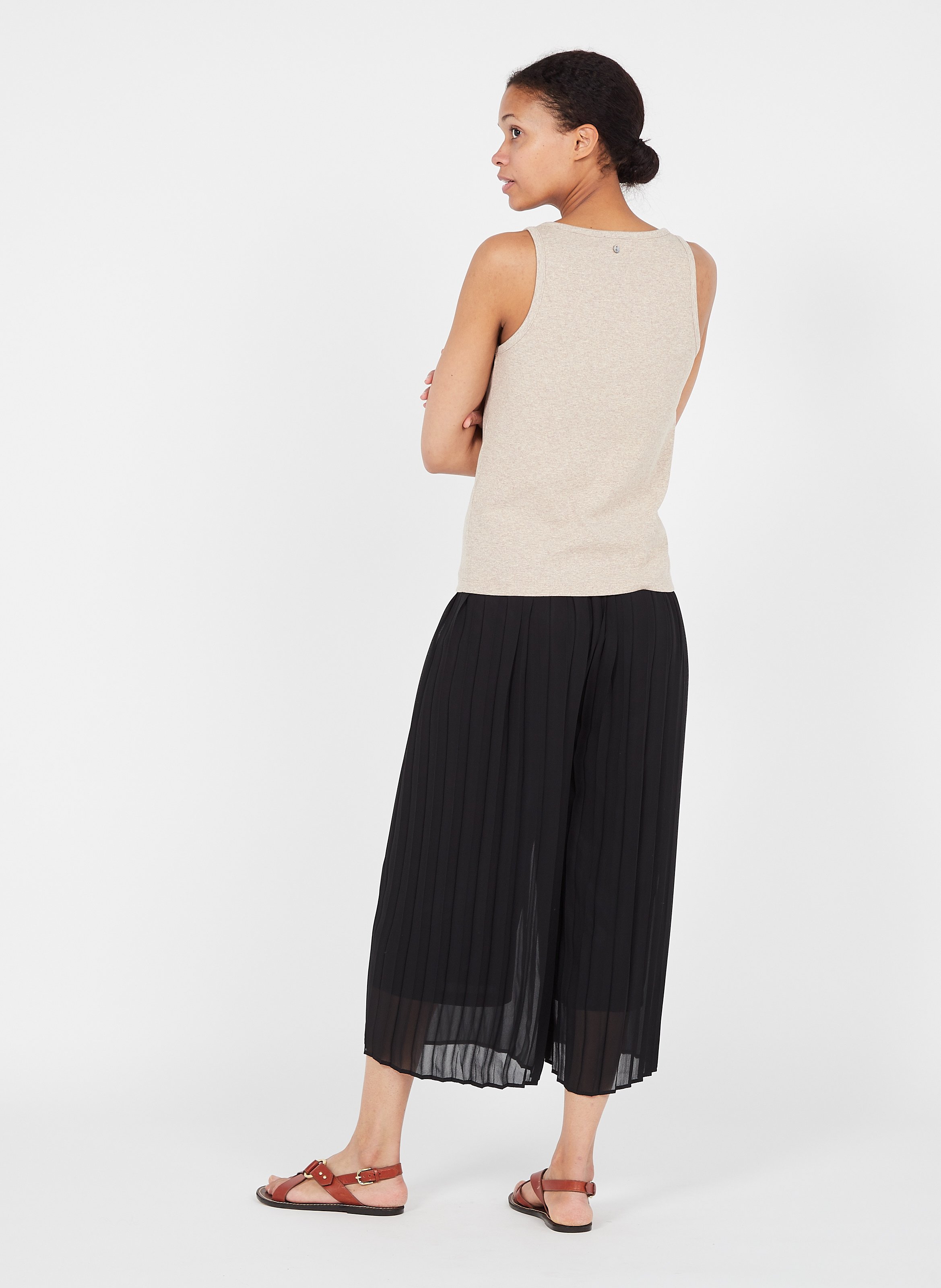 Come indossare la gonna plissé? Miniguida super facile – Con cosa lo metto?