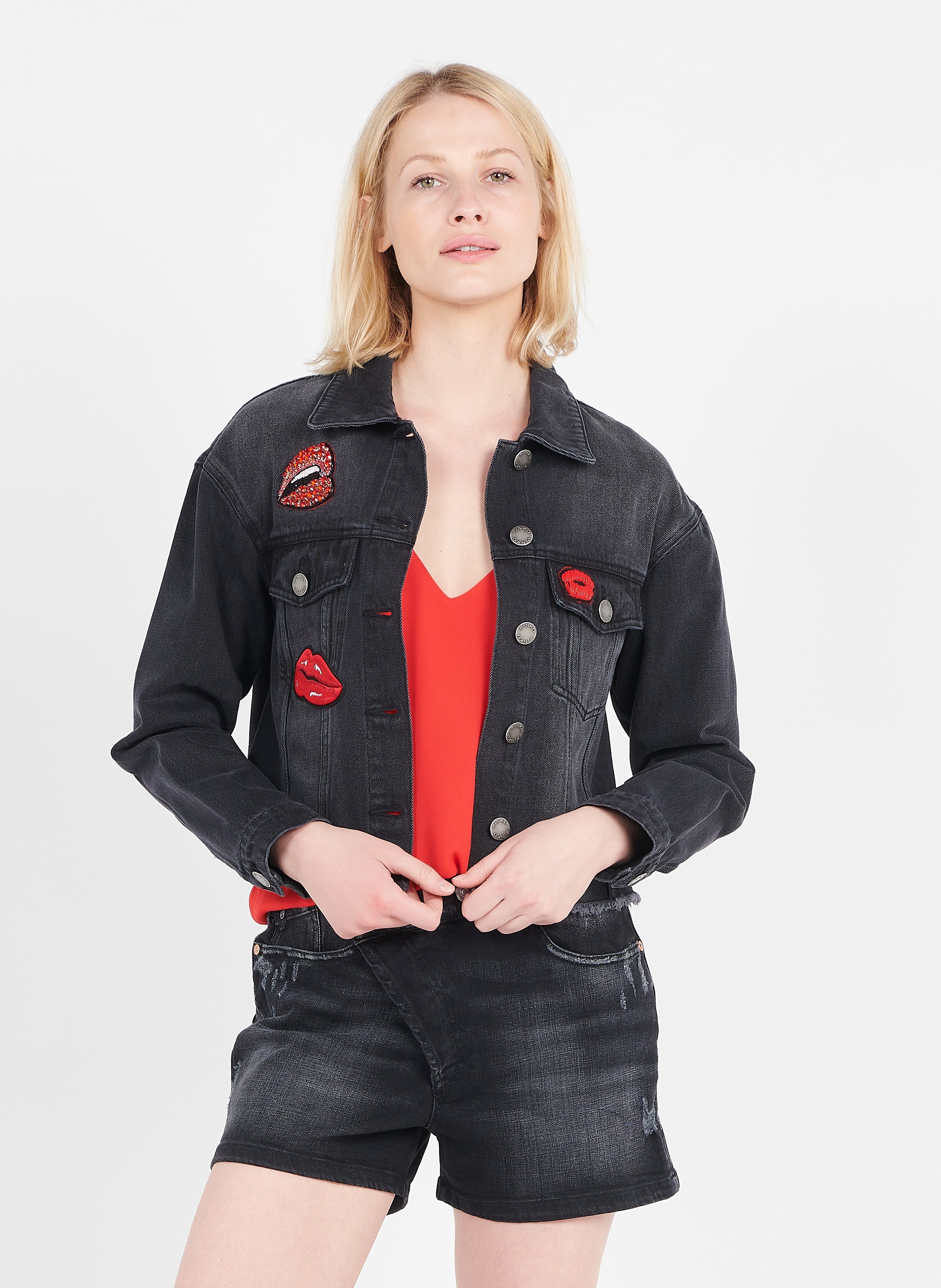 Giacca In Jeans Con Ricami Nero Limousine Pinko - Donna | Place des  Tendances