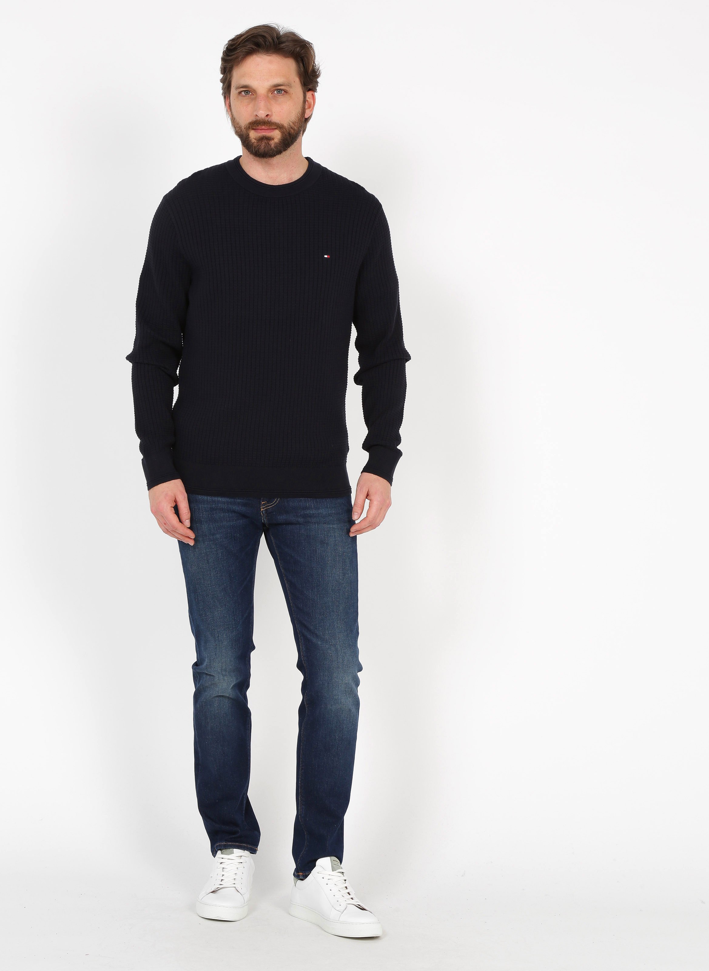TOMMY HILFIGER Donna - Maglione girocollo bianco relaxed fit con fasce  color block - Push96.com