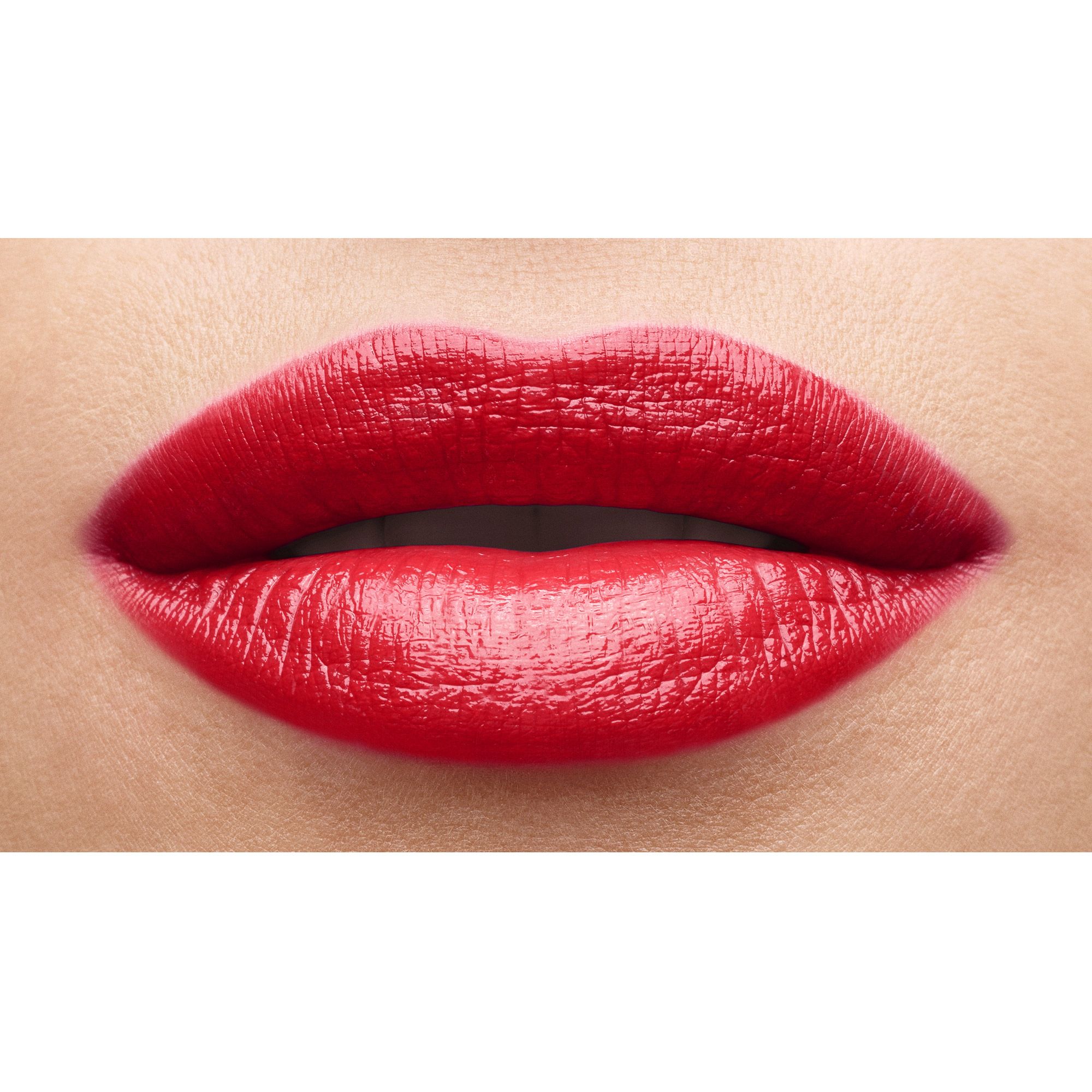 yves saint laurent rouge pur couture in red 01