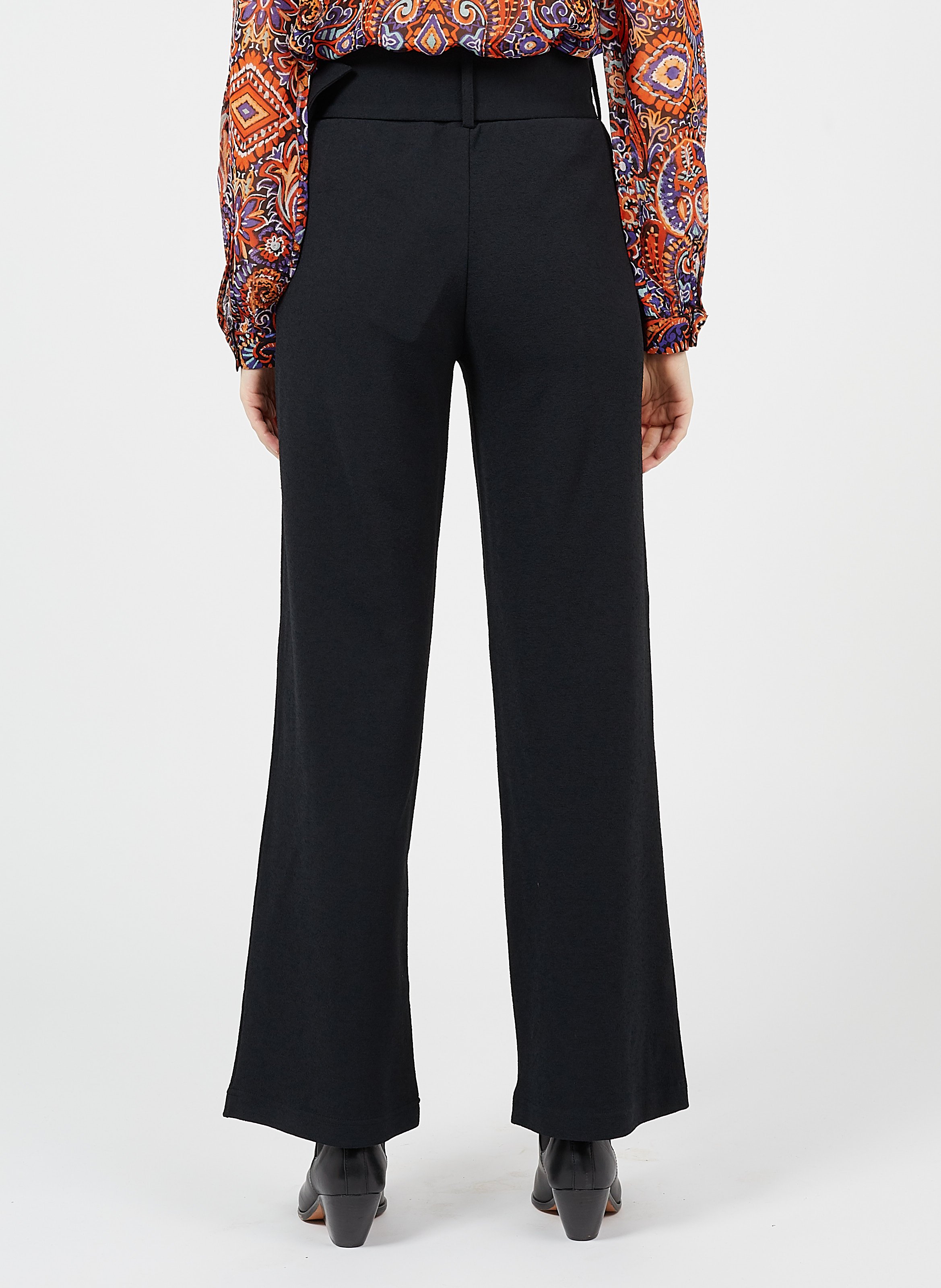 Wijde Broek Van Crêpe Met Hoge Taille En Ceintuur Noir Derhy - Dames |  Place des Tendances