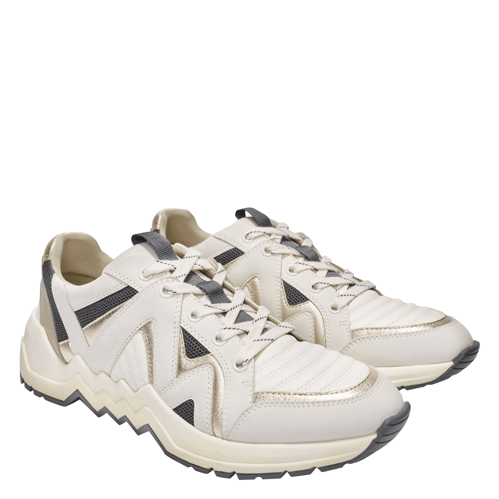MajeTrainers in White- Second-handMajeTrainers in Whitegebruikt kopen  voor212€(6080343)
