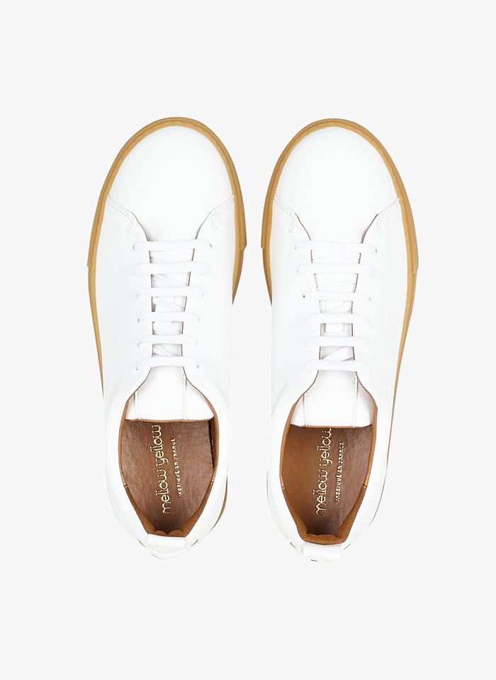 Lage sneakers met vetersluiting Wit