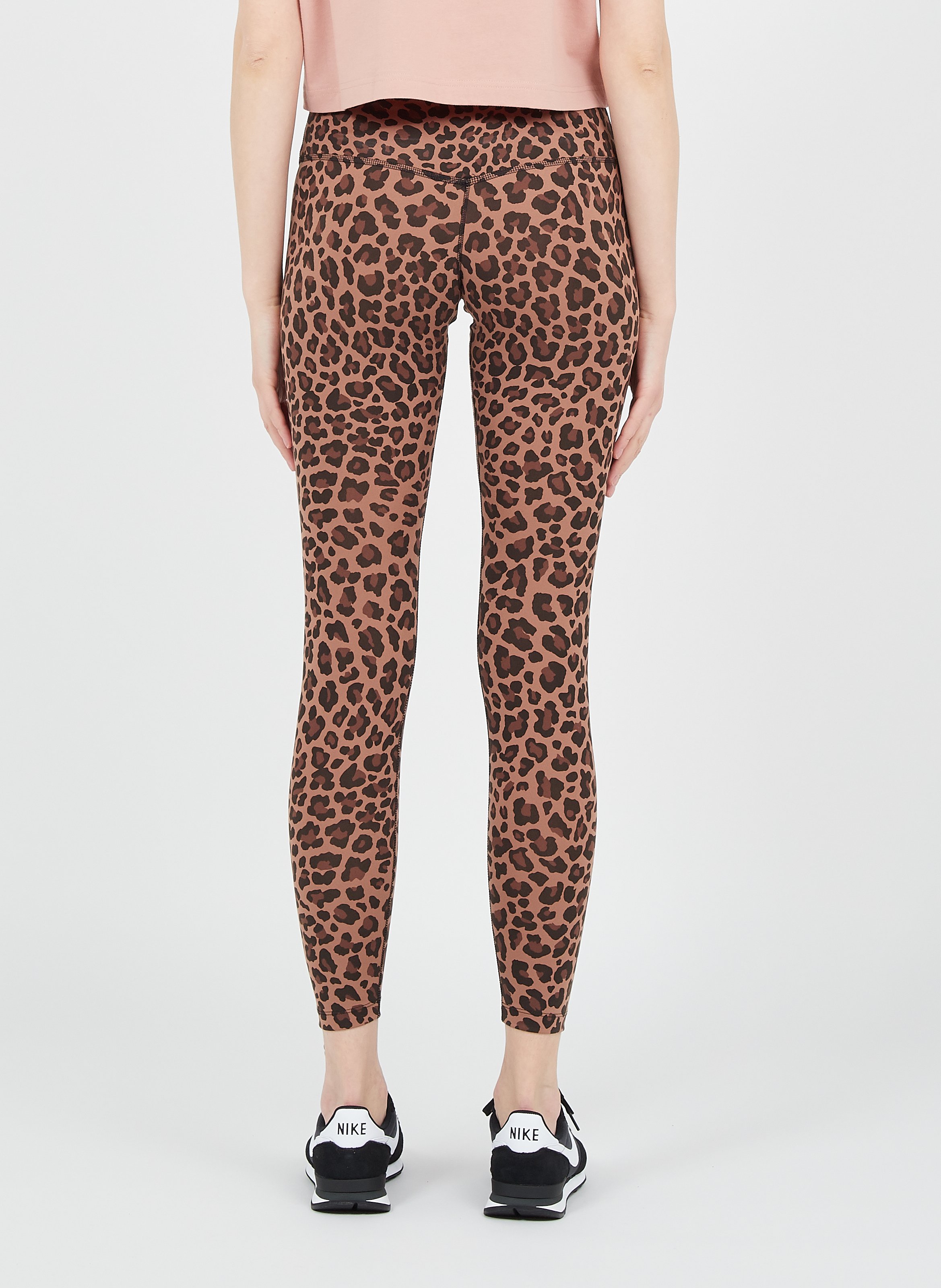 Legging Met Halfhoge Taille En Luipaardprint Archaeo Brown/white Nike -  Dames | Place des Tendances