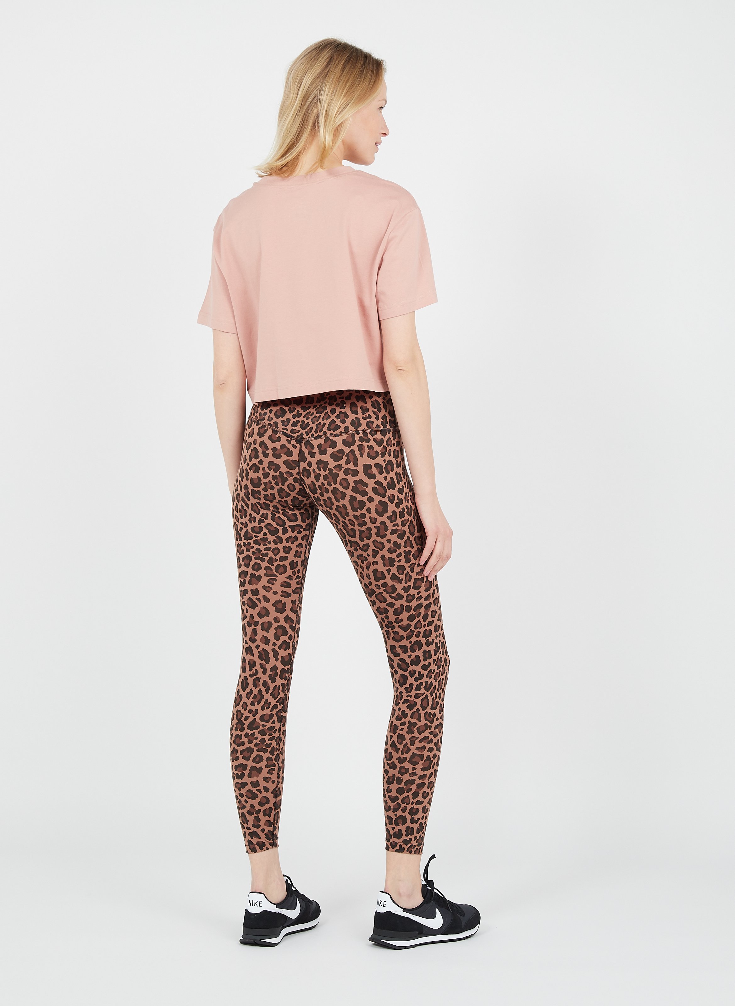 Legging Met Halfhoge Taille En Luipaardprint Archaeo Brown/white Nike -  Dames | Place des Tendances