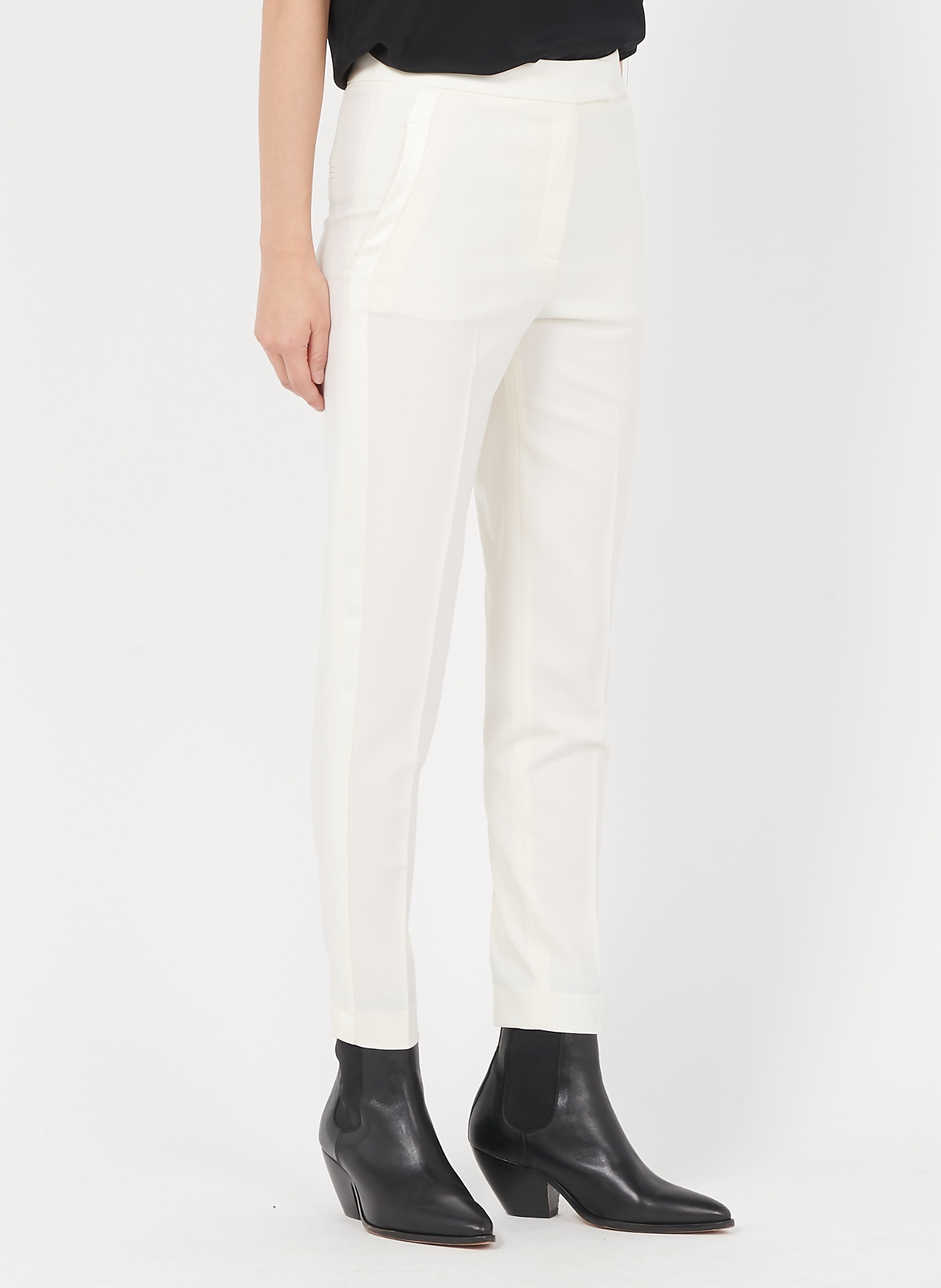 Slim-fit, Geklede Broek Met Glanzende Stroken Ecru Tara Jarmon - Dames |  Place des Tendances